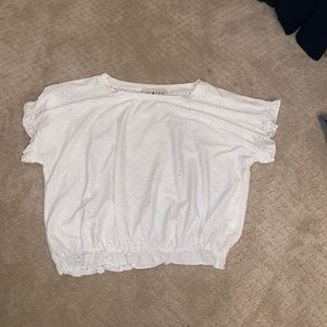 Never worn! Bought for game day & forgot abt it